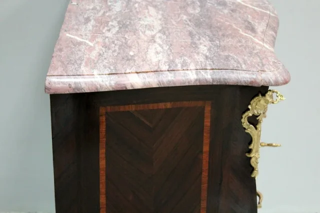 Small Louis XV child's dresser stamped J. TUART - XVIII