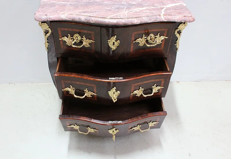 Small Louis XV child's dresser stamped J. TUART - XVIII