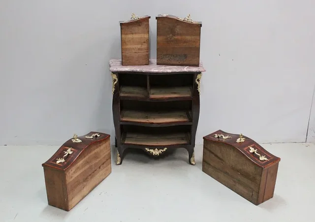 Small Louis XV child's dresser stamped J. TUART - XVIII