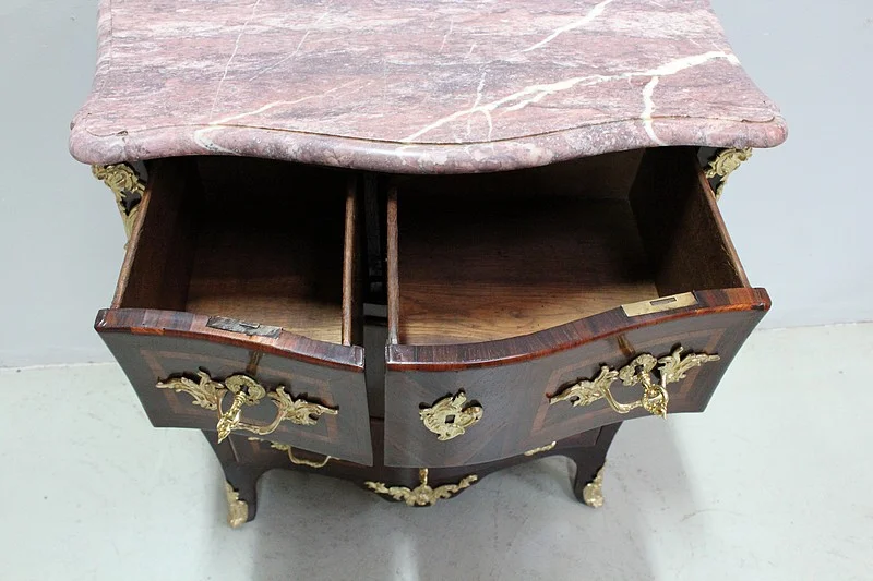 Small Louis XV child's dresser stamped J. TUART - XVIII