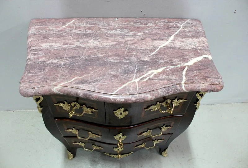 Small Louis XV child's dresser stamped J. TUART - XVIII