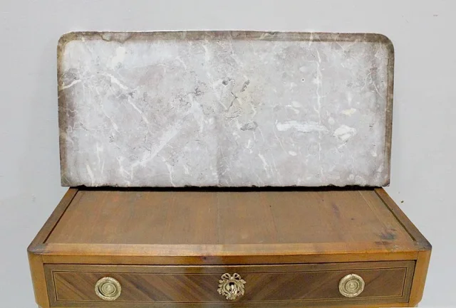 Petit buffet marqueté – XIXème