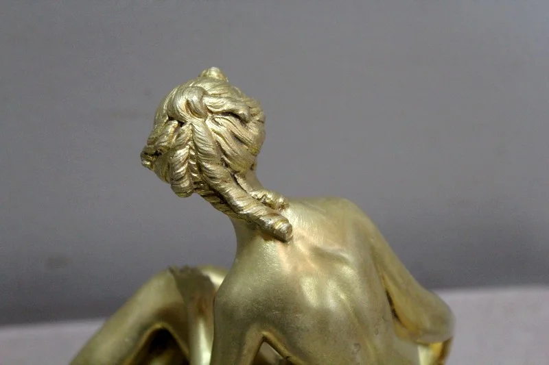 Bather with the dove signed FALCONNET - XIXth