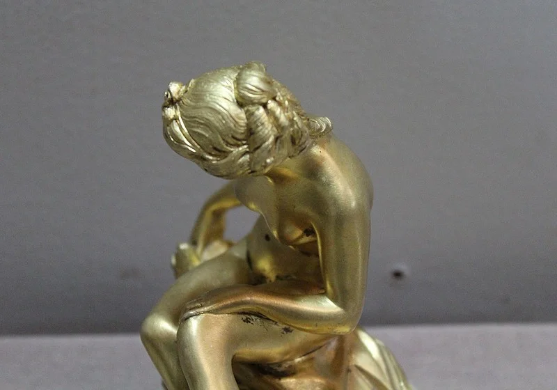 Bather with the dove signed FALCONNET - XIXth