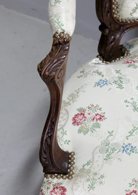 Paire de Fauteuils Cabriolet Louis XV à la Reine – XIXème