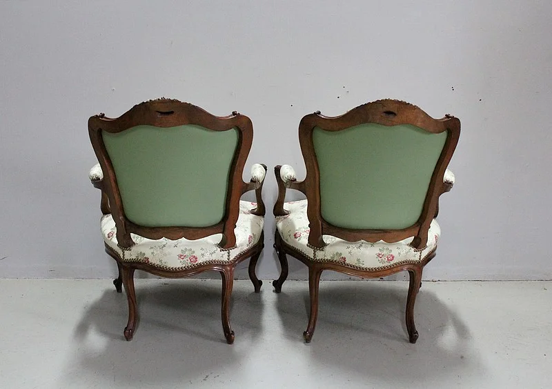 Paire de Fauteuils Cabriolet Louis XV à la Reine – XIXème