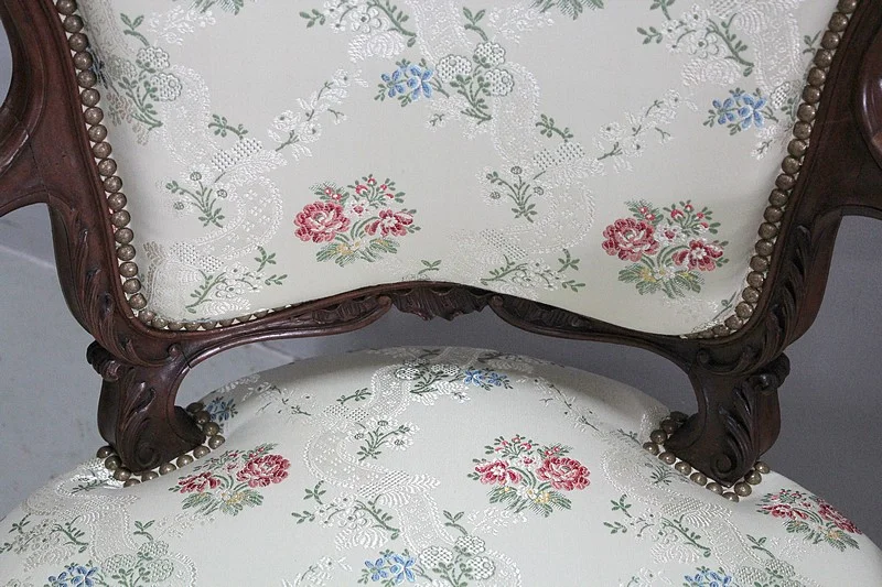 Paire de Fauteuils Cabriolet Louis XV à la Reine – XIXème