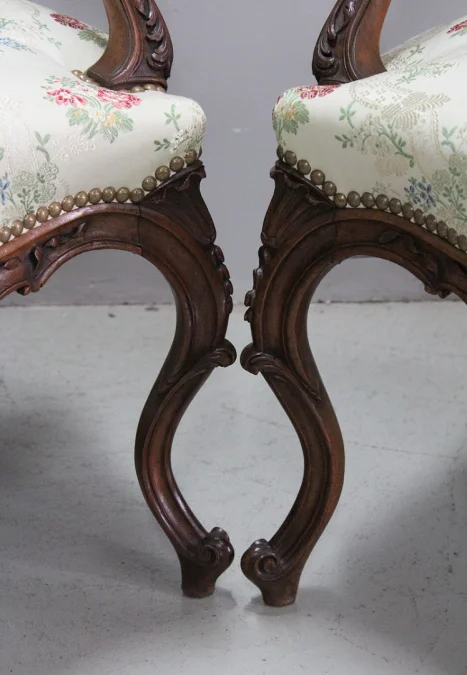 Paire de Fauteuils Cabriolet Louis XV à la Reine – XIXème