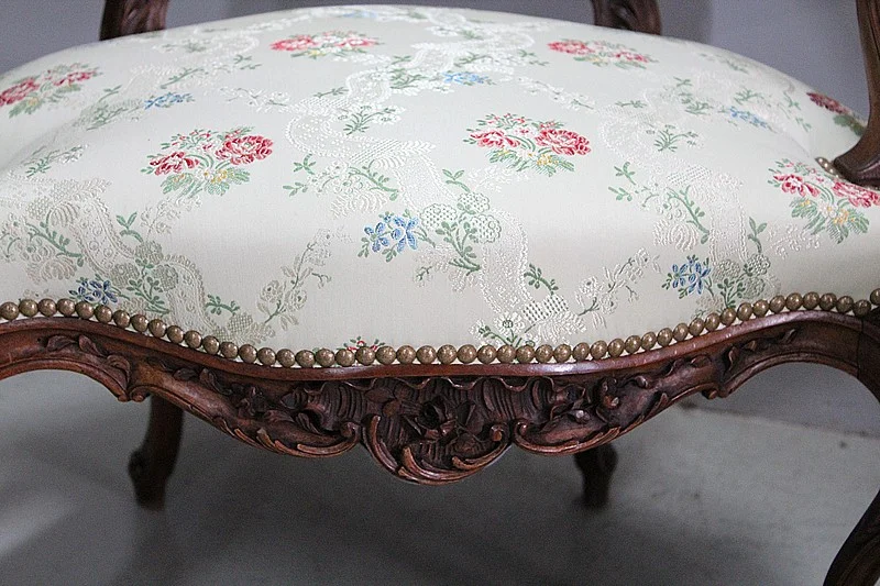 Paire de Fauteuils Cabriolet Louis XV à la Reine – XIXème