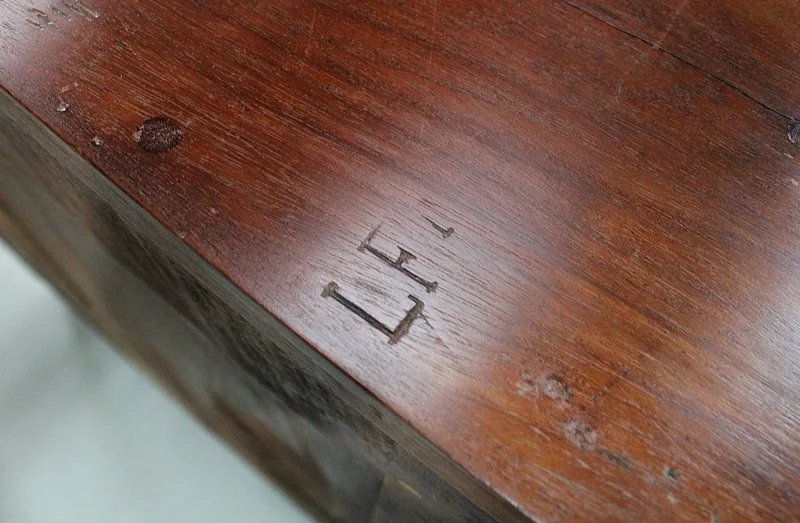 Rare petite bibliothèque – XVIIIème