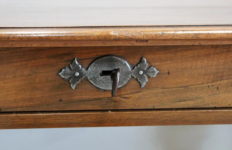 Petite table bureau Louis XIV – XVIIIème