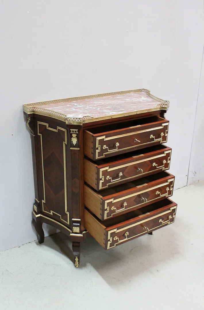 Small chest of drawers Louis XVI - XIX