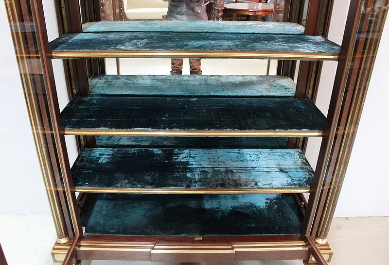 Showcase 3 sides Louis XVI - XIX