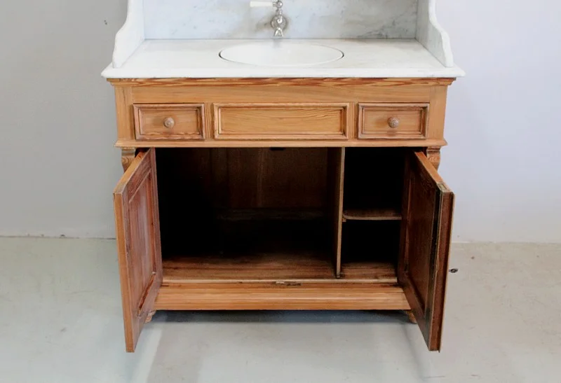 Meuble de toilette – 1920