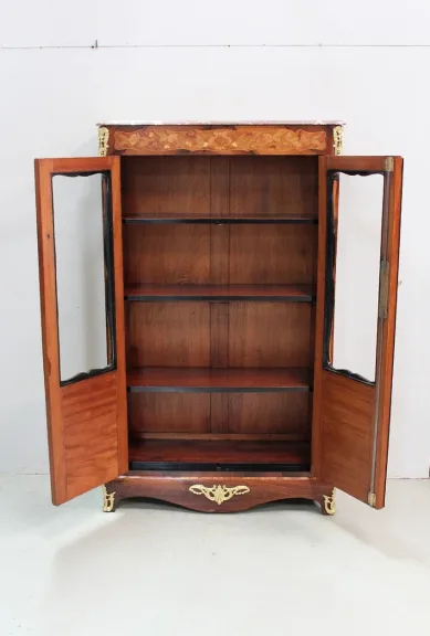 Small library showcase - nineteenth