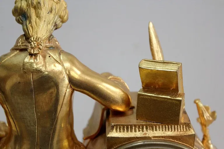 Beautiful bronze and marble clock - XIXth