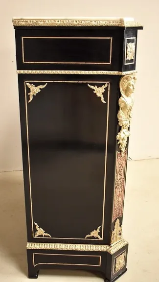 NAPOLEON III PERIOD CABINET