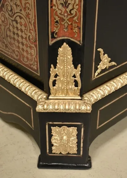 NAPOLEON III PERIOD CABINET