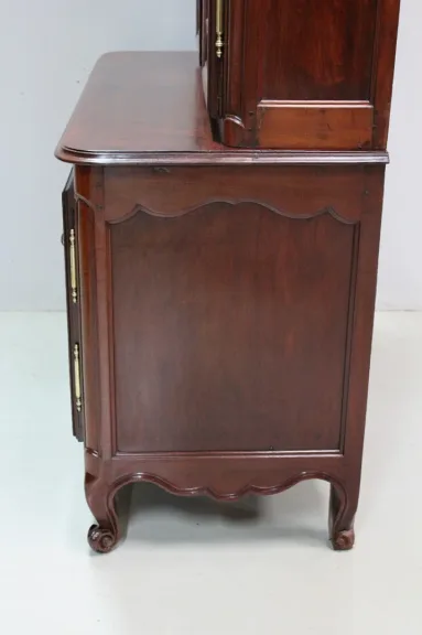 Buffet deux-corps de port Louis XV – XVIIIème