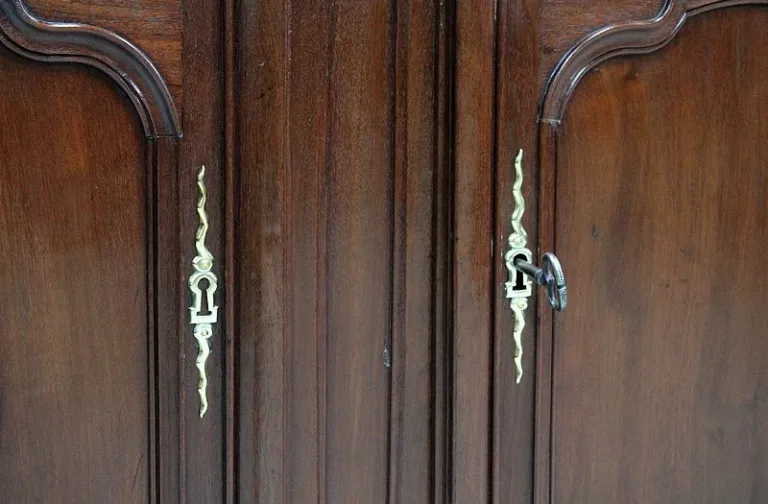 Buffet deux-corps de port Louis XV – XVIIIème