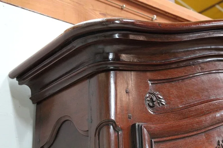 Buffet deux-corps de port Louis XV – XVIIIème