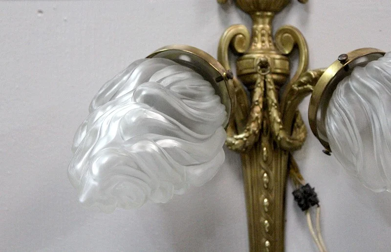 Pair of sconces with 2 lights taste Louis XVI - XIX