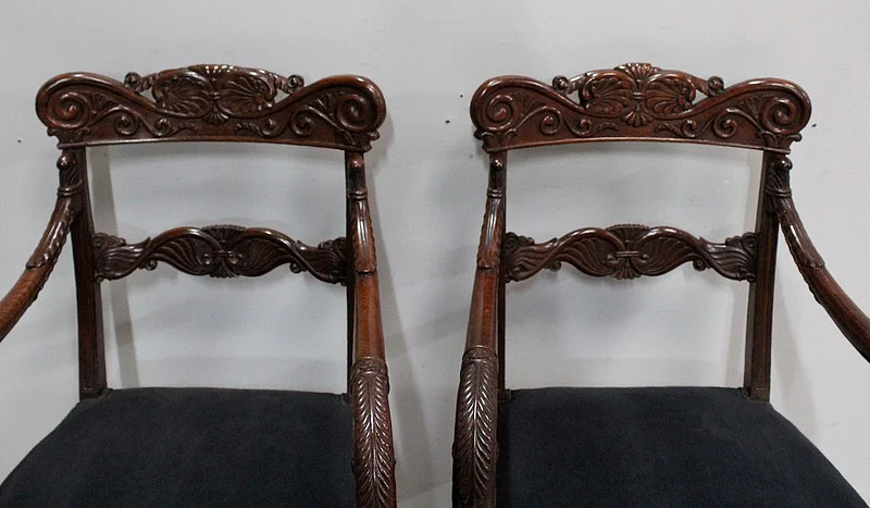 Pair of Georgian sculpted armchairs - XIXth