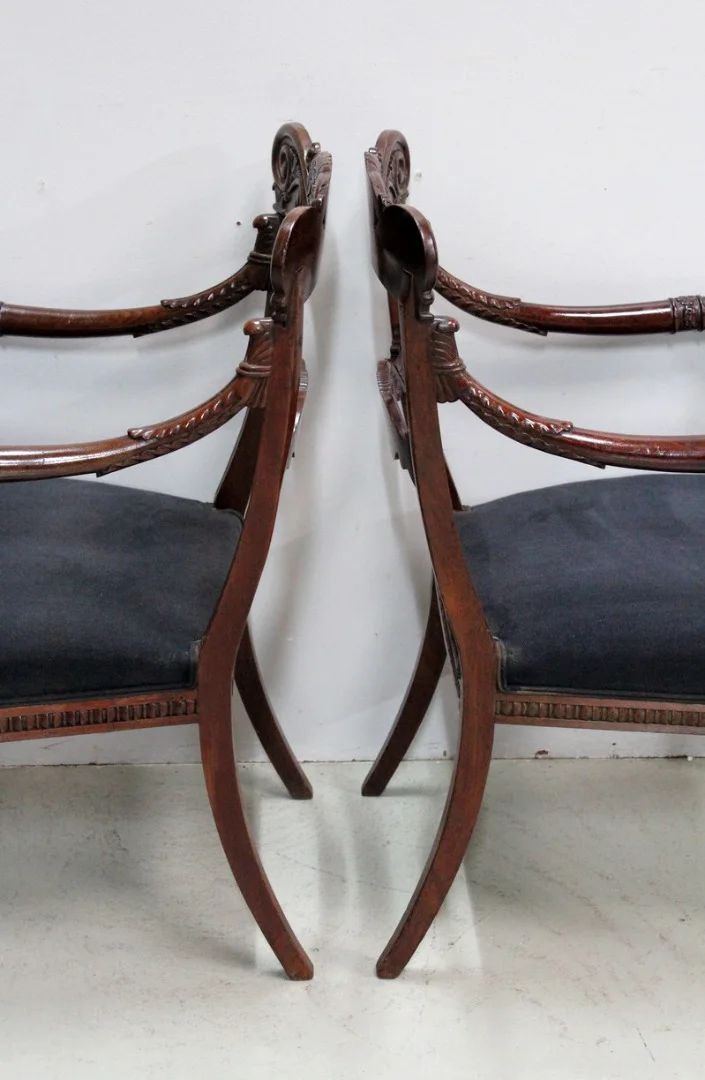 Pair of Georgian sculpted armchairs - XIXth