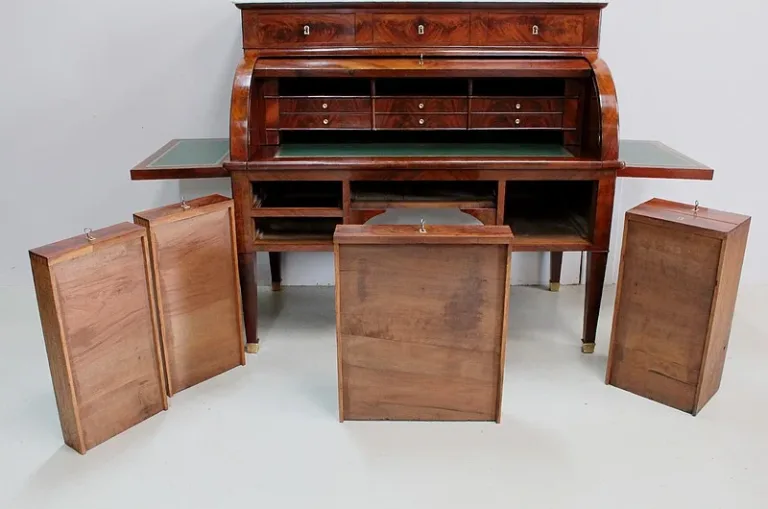 Imposing desk with Directoire cylinder - XVIII
