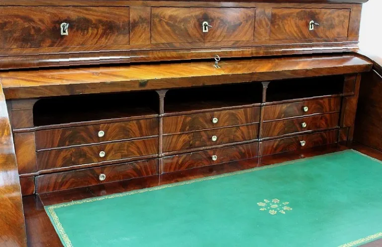 Imposing desk with Directoire cylinder - XVIII
