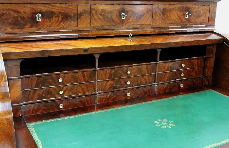 Imposant bureau à cylindre Directoire – XVIIIème
