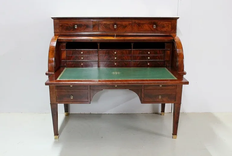 Imposing desk with Directoire cylinder - XVIII