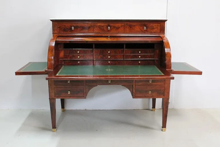 Imposing desk with Directoire cylinder - XVIII
