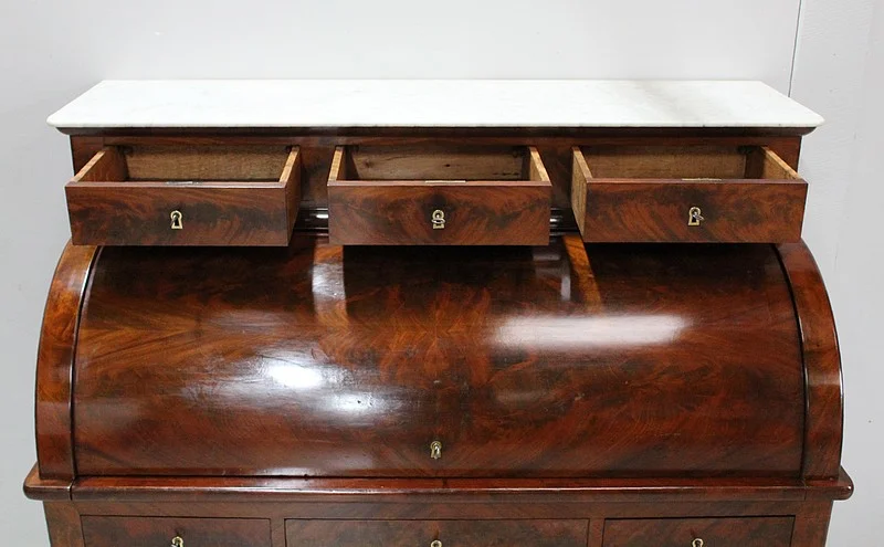 Imposant bureau à cylindre Directoire – XVIIIème