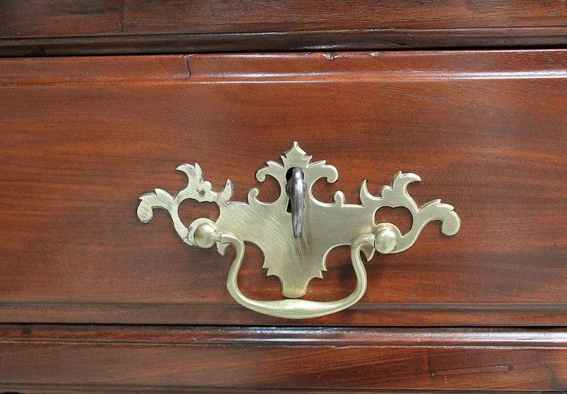Bureau de Pente Louis XV d'armateur nantais en Acajou XVIIIe