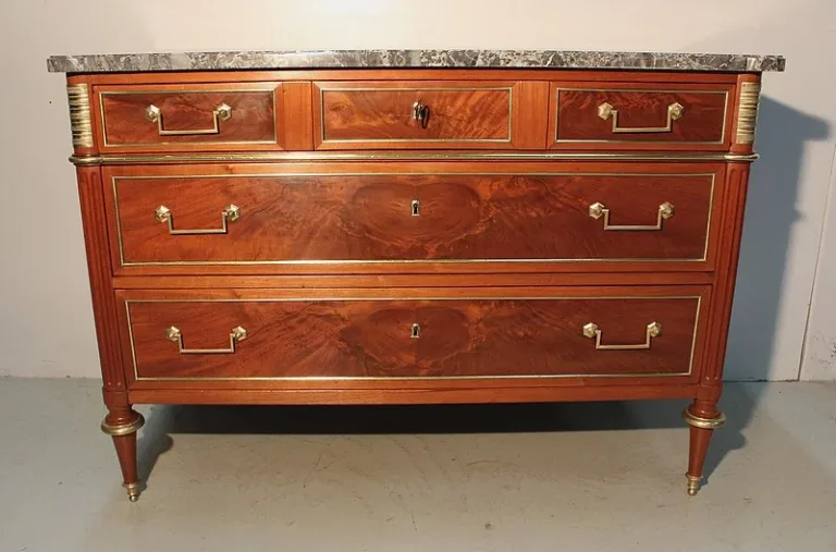 LOUIS XVI ZEITRAUM KOMMODE