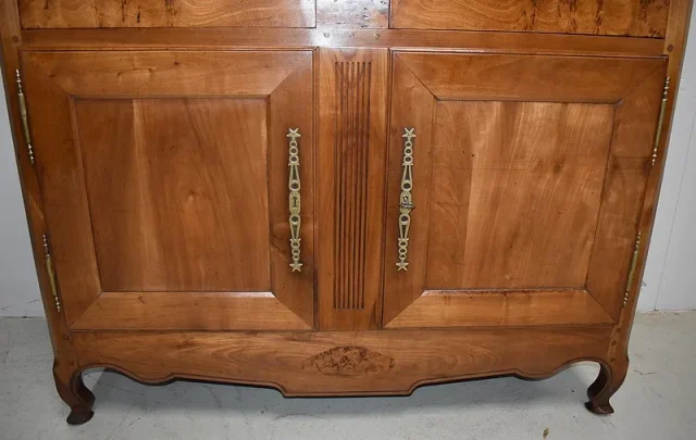 LOUIS XV STYLE BUFFET