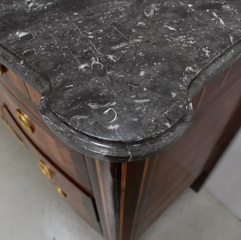 Commode en Marqueterie Transition Louis XV / Louis XVI – 1ère partie XIXe