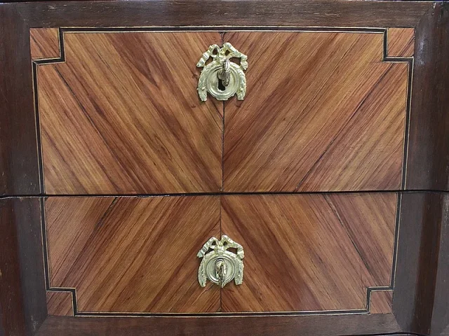 Commode en Marqueterie Transition Louis XV / Louis XVI – 1ère partie XIXe