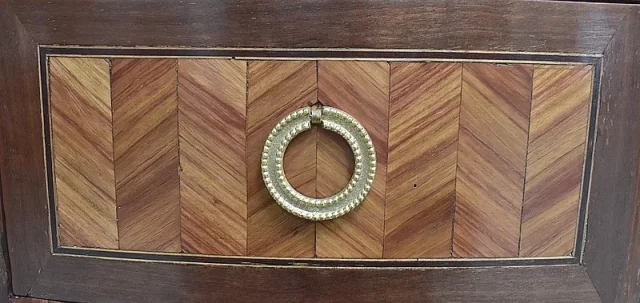Commode en Marqueterie Transition Louis XV / Louis XVI – 1ère partie XIXe