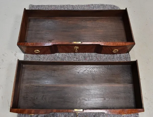 Commode en Marqueterie Transition Louis XV / Louis XVI – 1ère partie XIXe