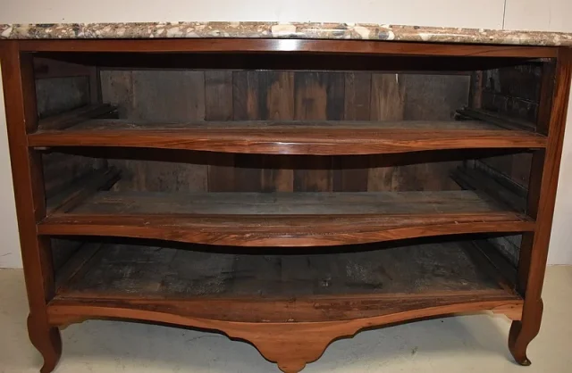 Commode Nantaise de Port en Bois d'Amarante massif, Epoque Louis XV - 1770