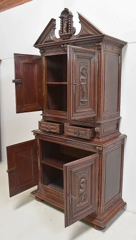NEO GOTISCHE STIJL BUFFET