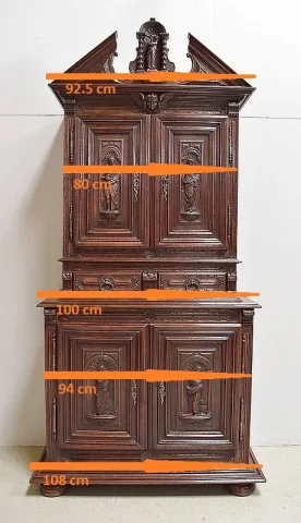 NEO GOTISCHE STIJL BUFFET