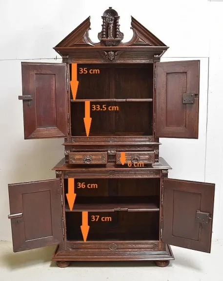 NEO GOTHIC STYLE BUFFET