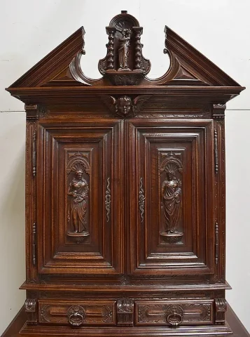 NEO GOTISCHE STIJL BUFFET