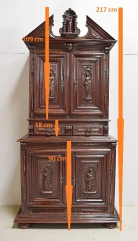 NEO GOTISCHE STIJL BUFFET