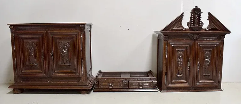 NEO GOTHIC STYLE BUFFET