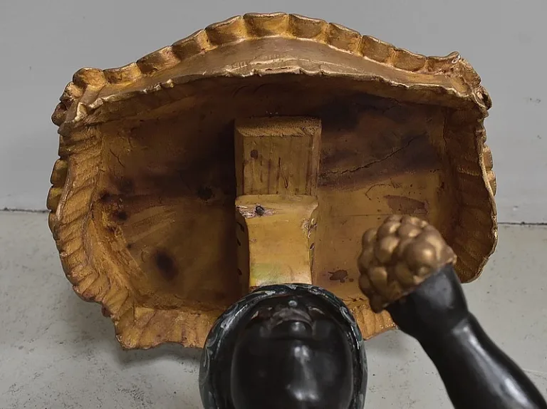 GILTWOOD STAND
