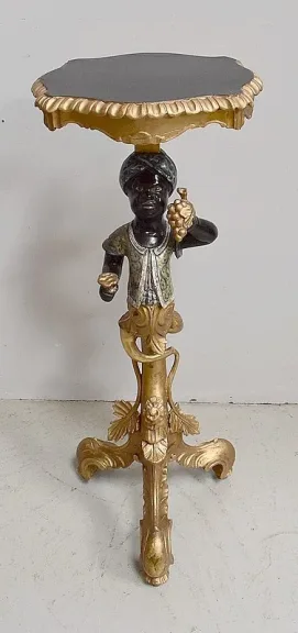 GILTWOOD STAND